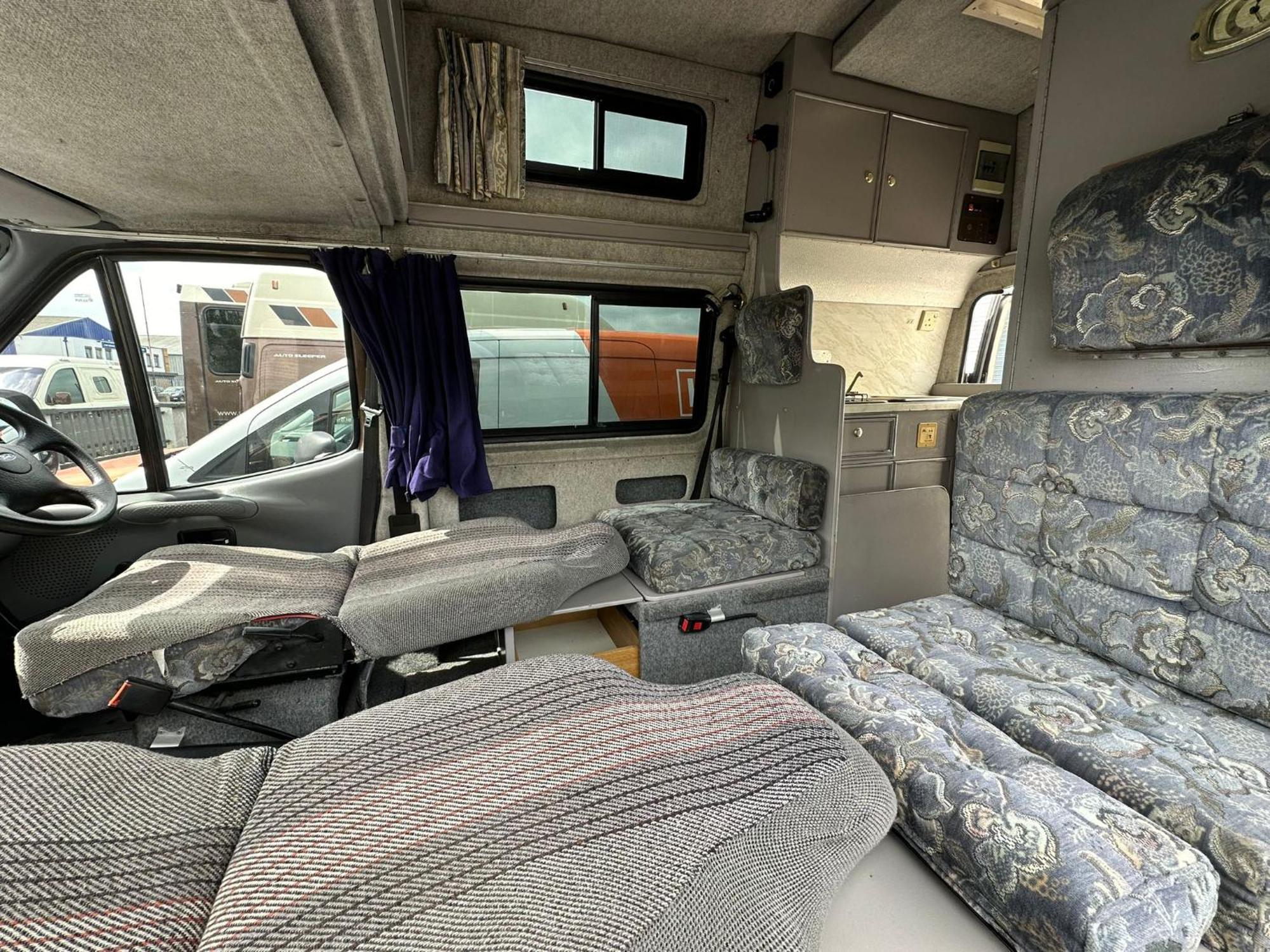 Retro Camper Hire Discover Ireland Dublin Bagian luar foto