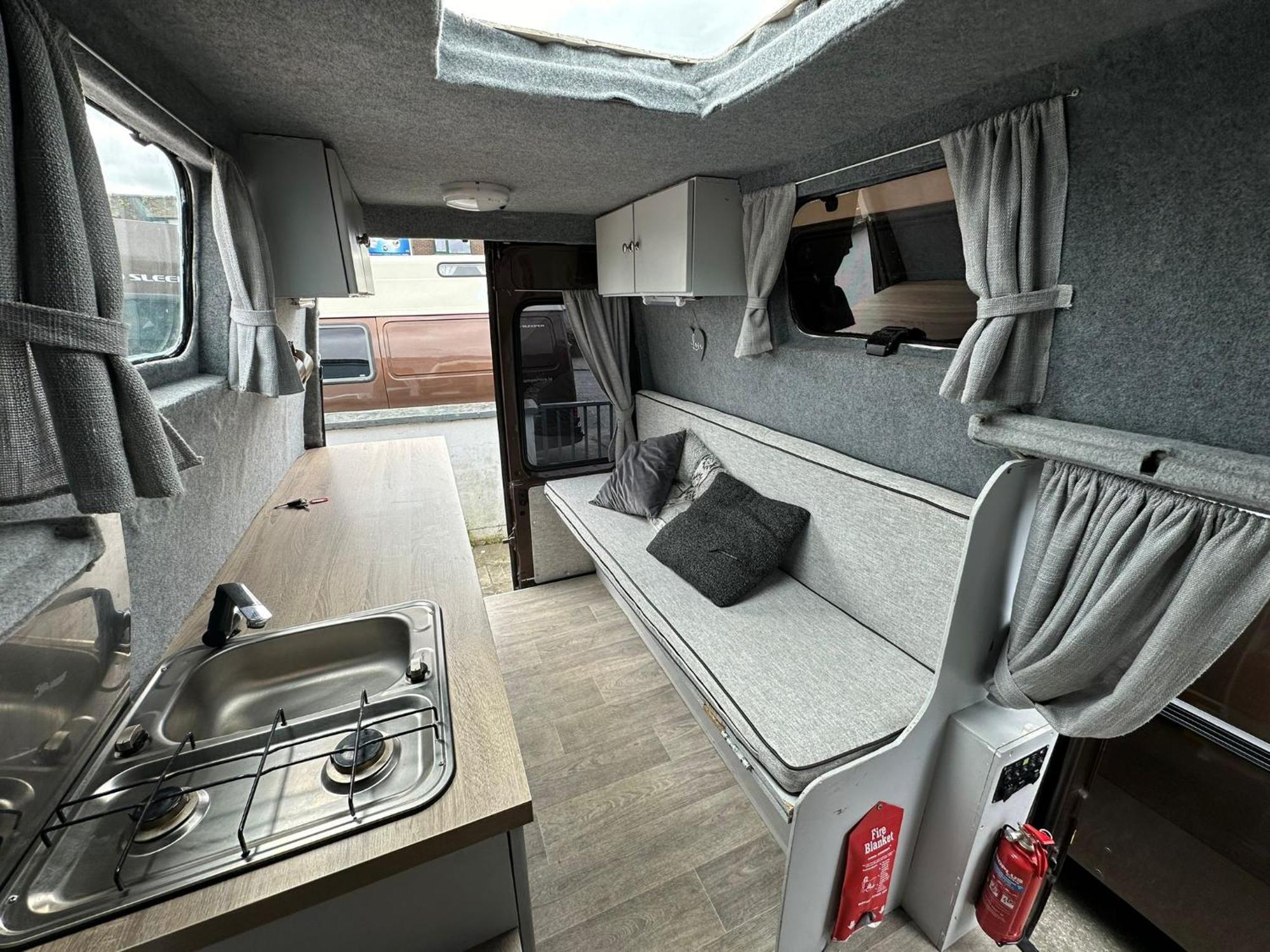 Retro Camper Hire Discover Ireland Dublin Bagian luar foto