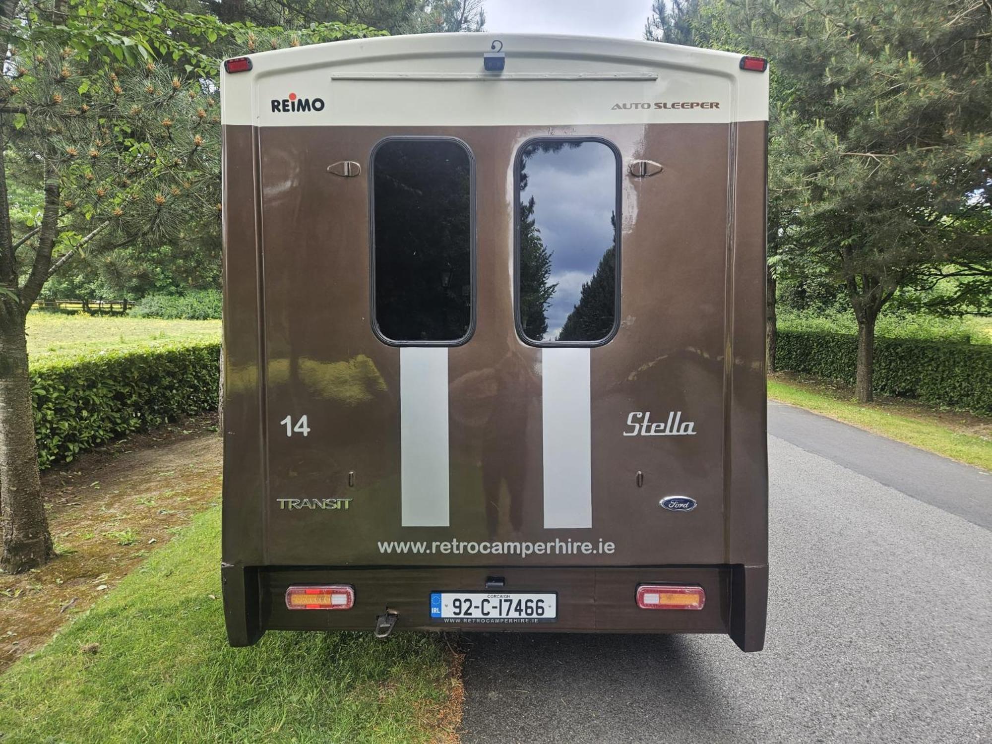 Retro Camper Hire Discover Ireland Dublin Bagian luar foto