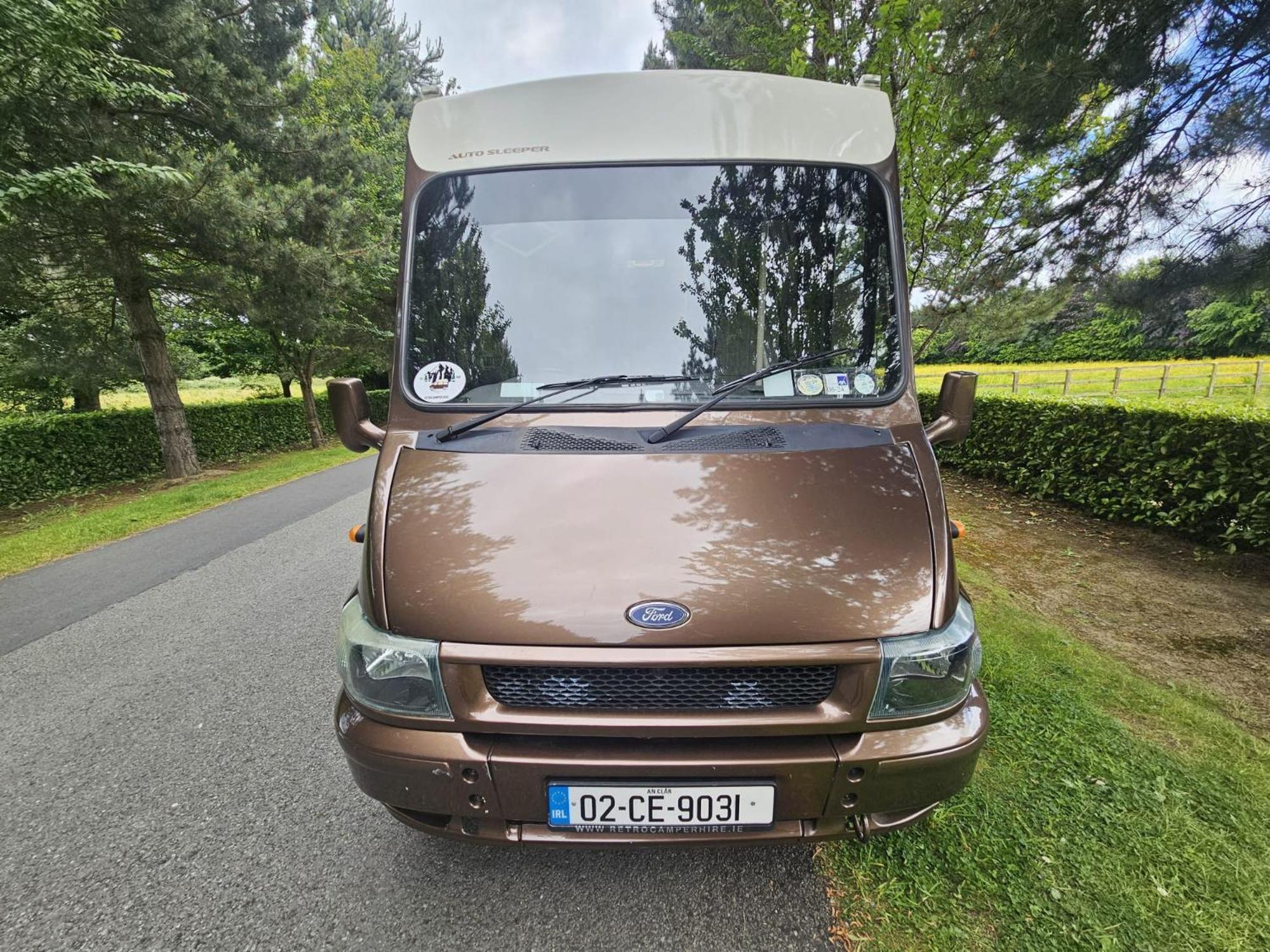 Retro Camper Hire Discover Ireland Dublin Bagian luar foto