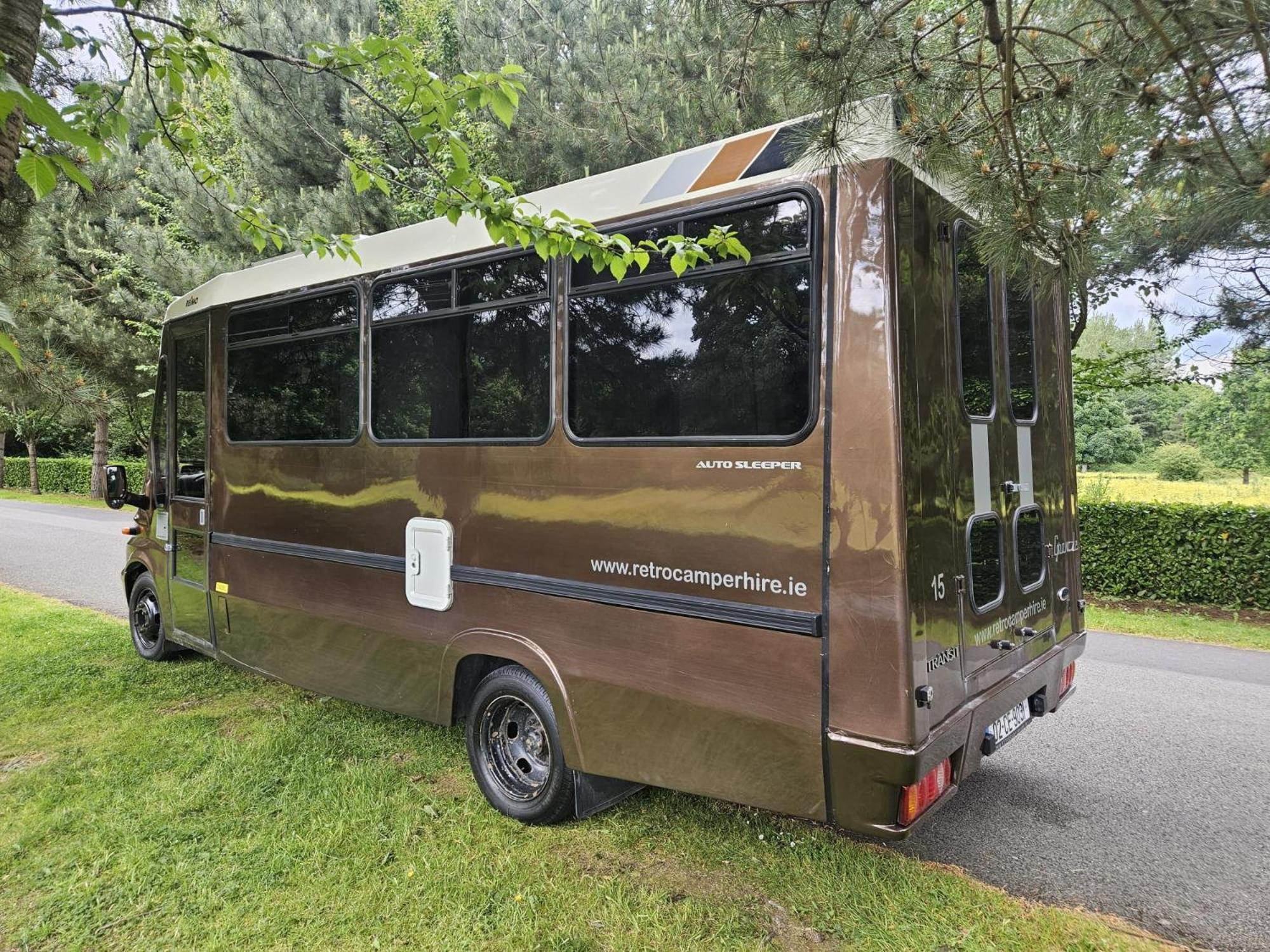 Retro Camper Hire Discover Ireland Dublin Bagian luar foto